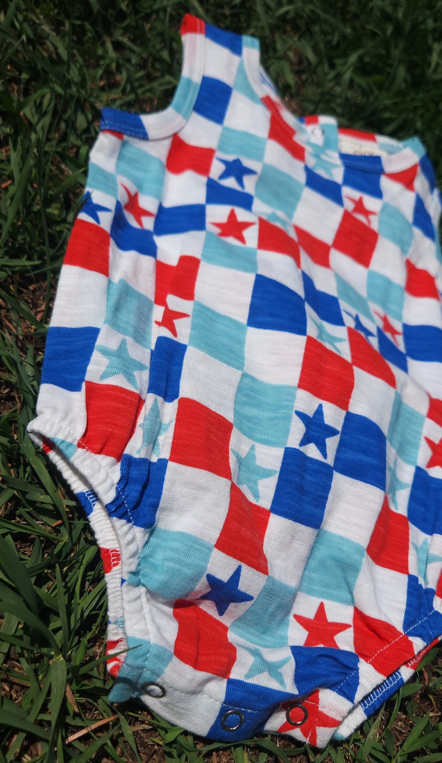 Red, White & Blue Checkerboard / Organic Dune Bubble (Baby)