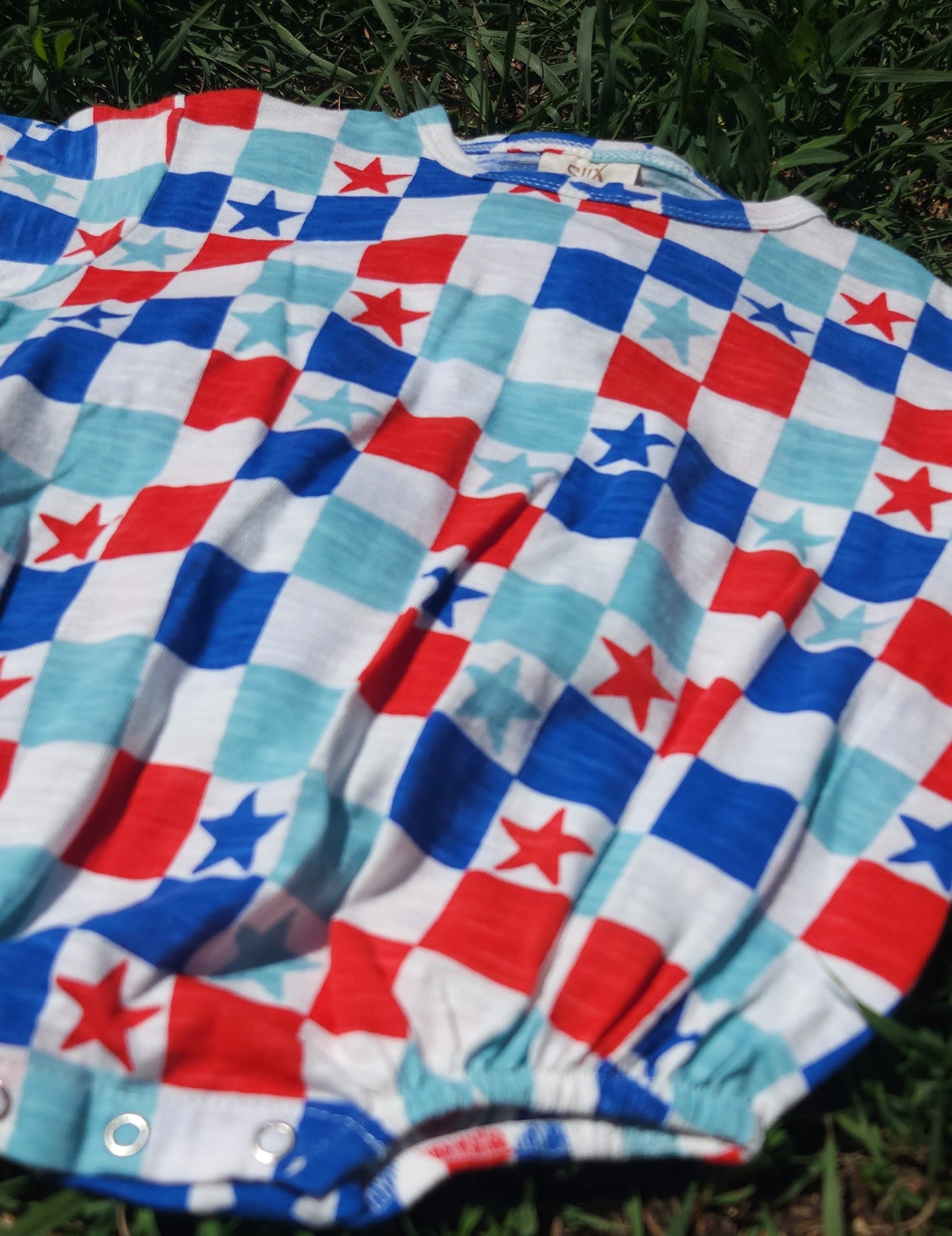 Red, White & Blue Checkerboard / Organic T-Shirt Bubble