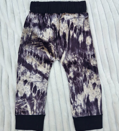Hoodie and Tie-dye Joggers Outfit - Black